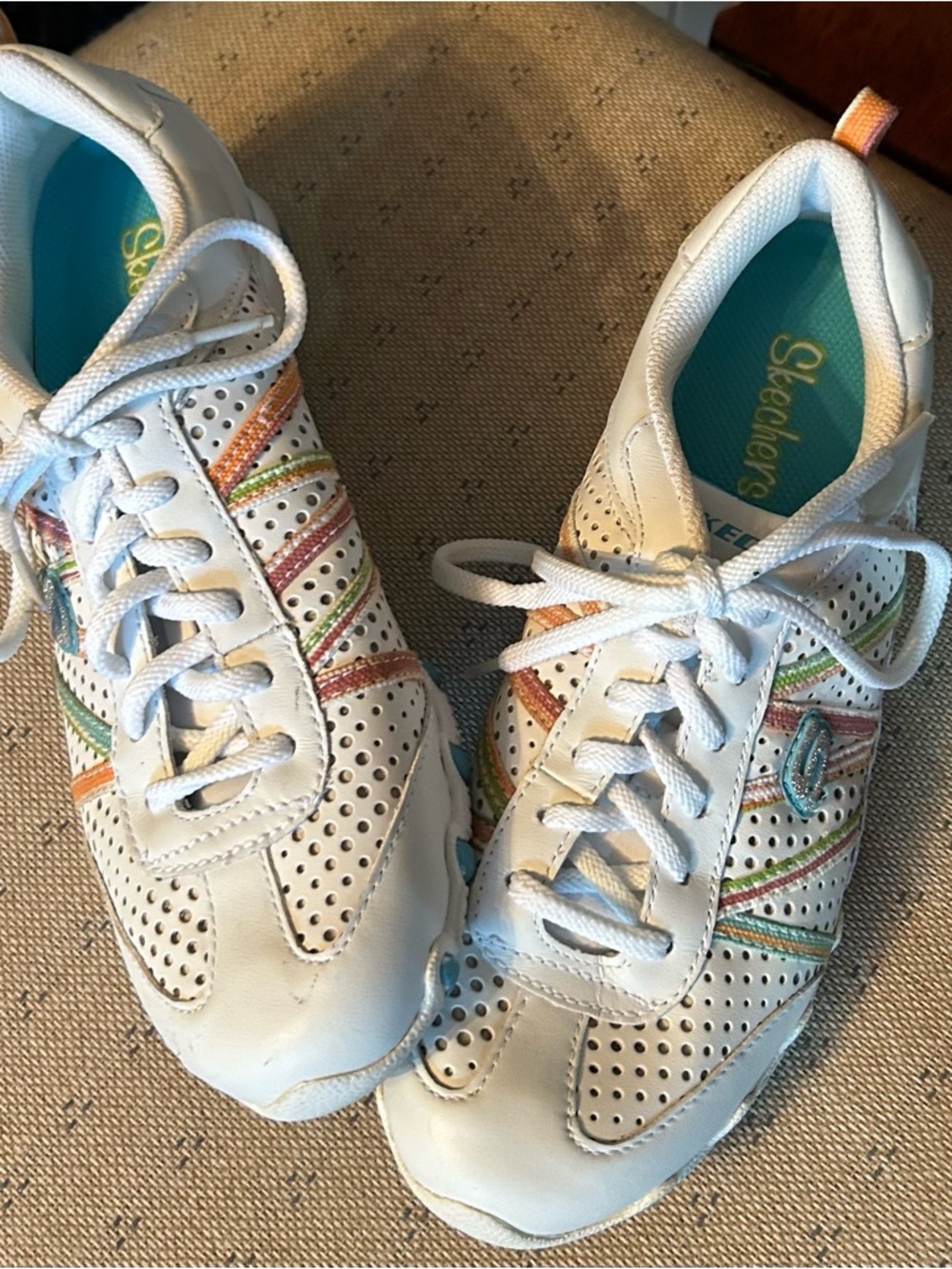 Skechers Women’s Active Sneakers Size 8